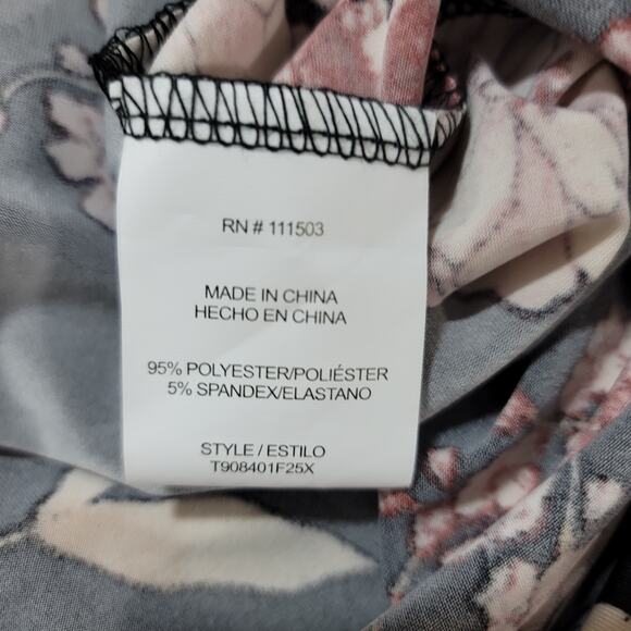 A.U.W  Secret Charm Black Pink Floral Top 2X Plus Lightweight New With Tags Soft - Picture 5 of 6